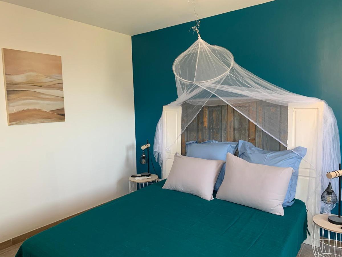 Casa Rosalinda Hotel Figari  Kültér fotó